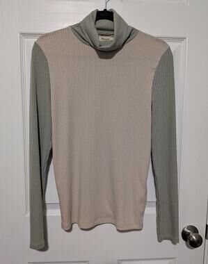 Madewell Colorblock Ribbed Turtleneck Top Size Medium Sage Green Beige Knit